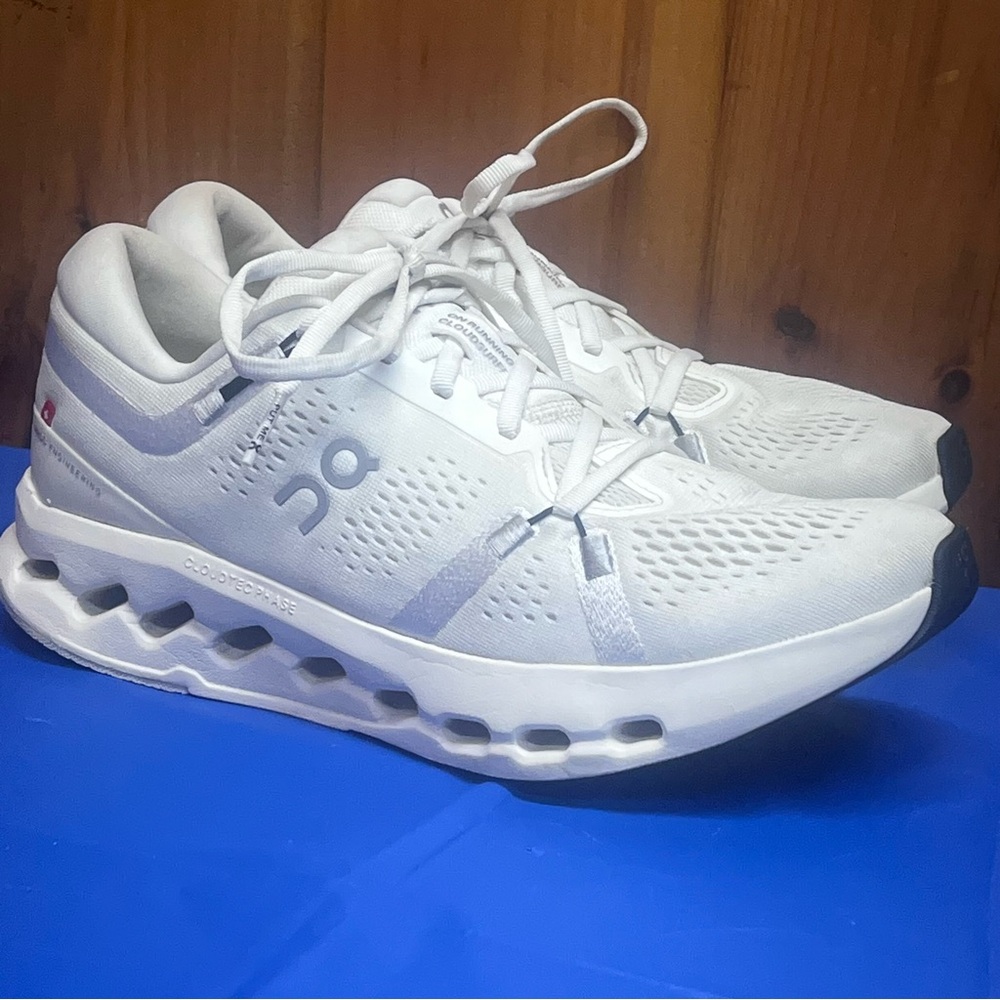 Size 9.5 - ON Cloudrunner Women’s Sneakers Running Shoes All White - Picture 3 of 12